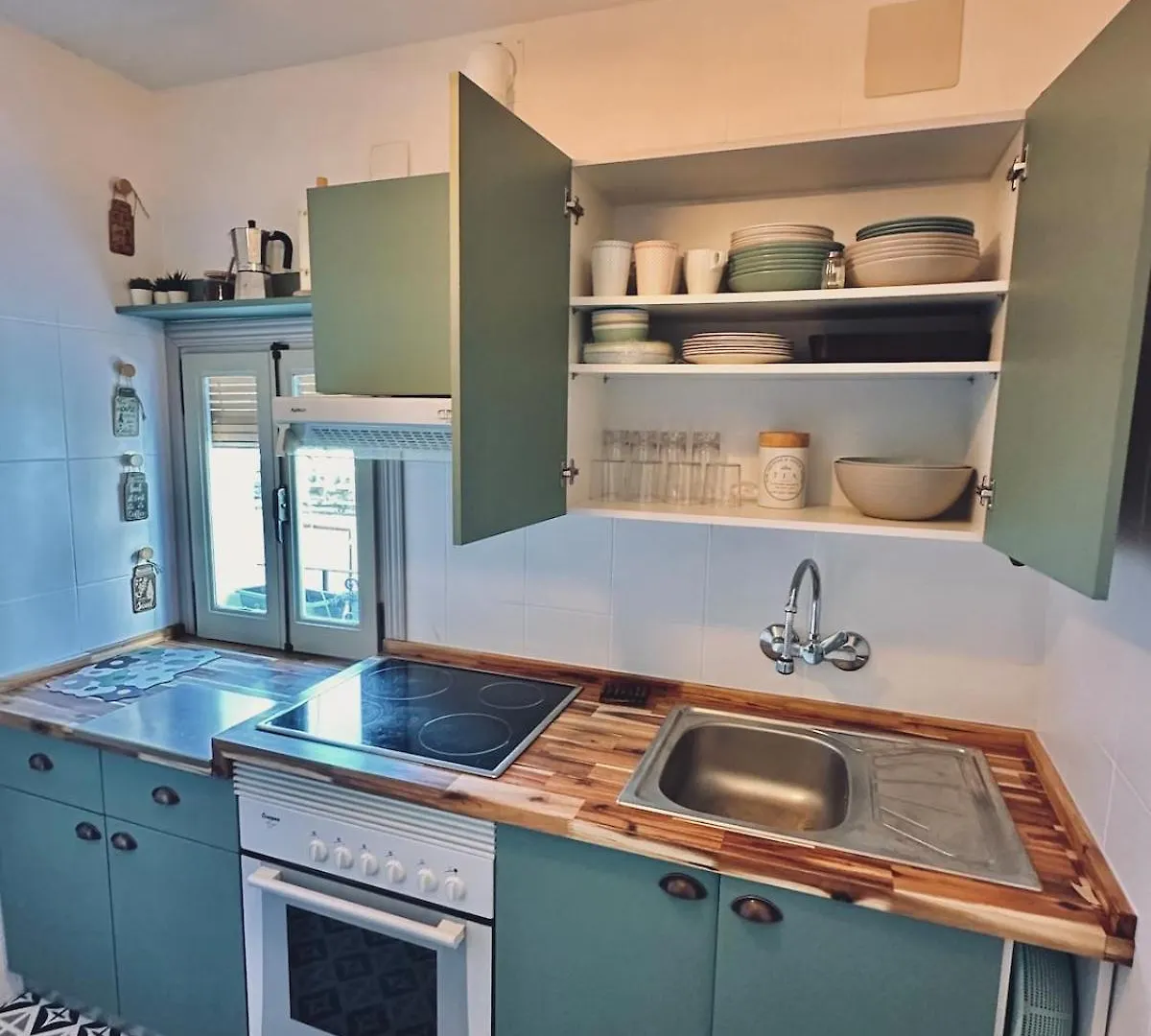 Accommodation Near The Cathedral Lacuevitadeleo Toledo 0*,  Spain