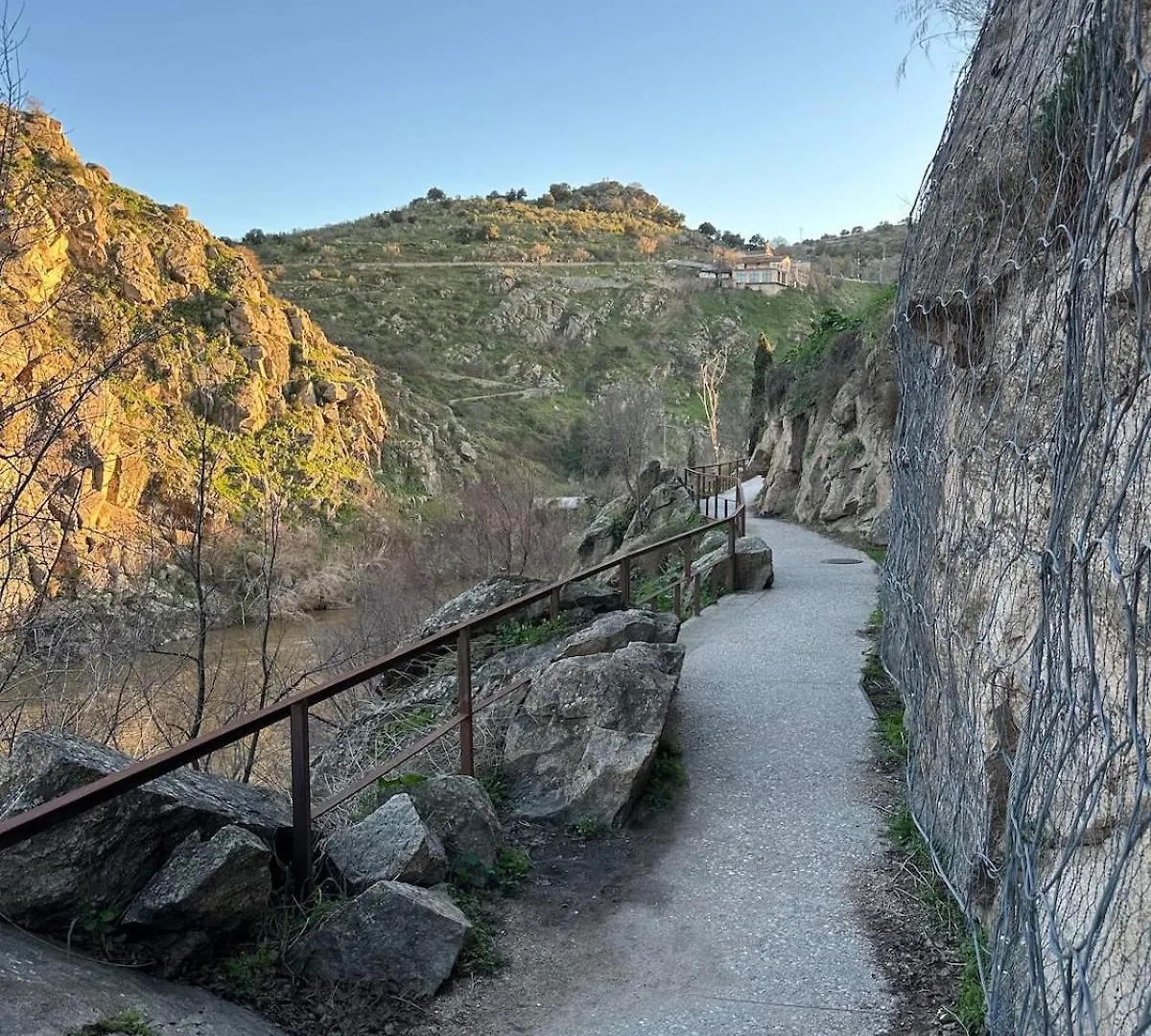 Accommodation Near The Cathedral Lacuevitadeleo Toledo